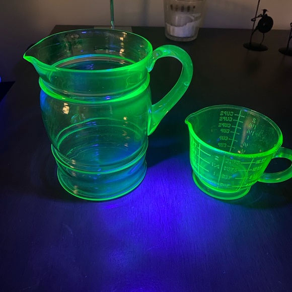 unbranded Other - Two Uranium Glass house ware items.